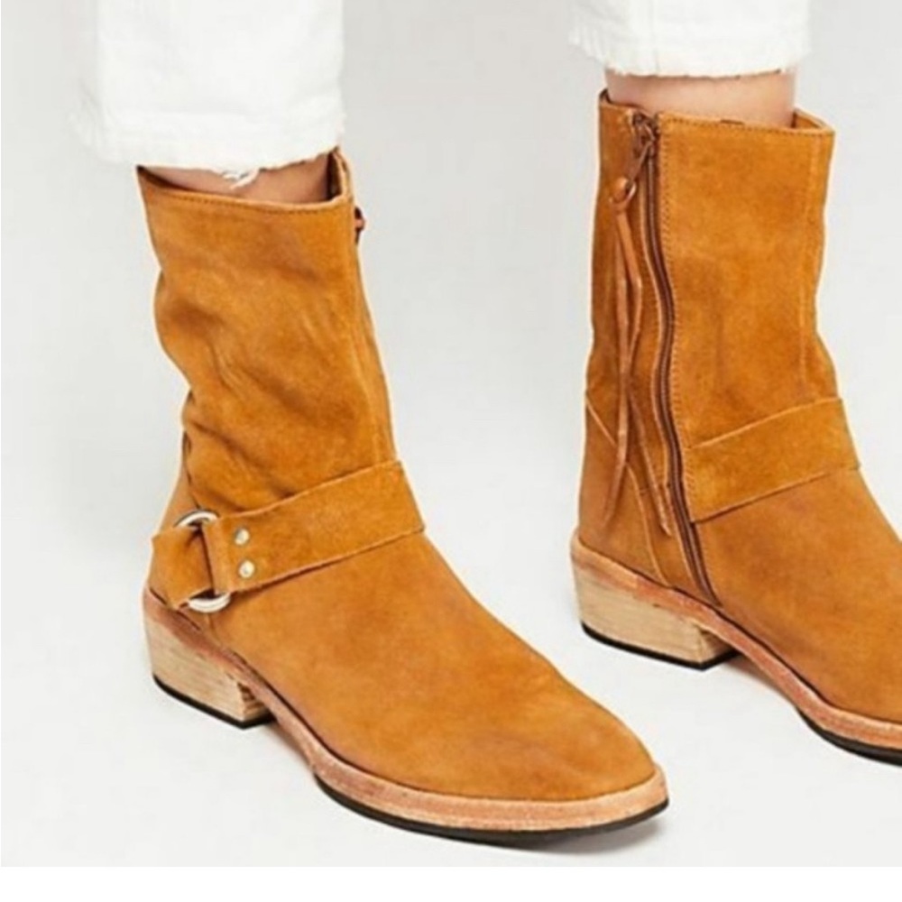 Free People Vienna Boot - Size 37/6.5
